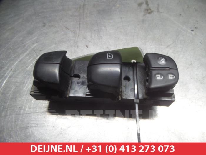 Nissan Qashqai Kombischalter Fenster O311702