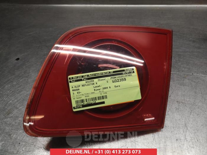 Mazda 3 Achterklep reflector rechts O297073