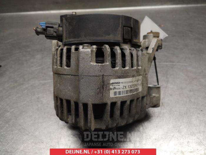 Gebruikte Dynamo Suzuki Wagon-R+ (RB) 1.0 12V Prijs € 35,00 Margeregeling aangeboden door V.Deijne Jap.Auto-onderdelen BV