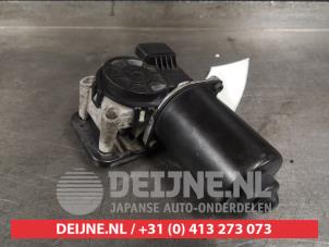 Kia Picanto Front wiper motor O348816 photo 2