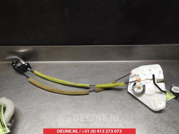 Mazda CX-5 Türschlossmechanik 4-türig links vorne O279381