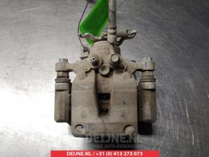 Gebruikte Remklauw (Tang) links-achter Hyundai i30 Wagon (PDEF5) 1.4 T-GDI 16V Prijs € 75,00 Margeregeling aangeboden door V.Deijne Jap.Auto-onderdelen BV