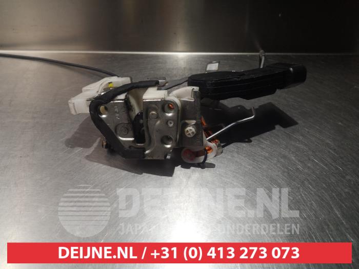 Toyota Aygo Deurslot Mechaniek 2Deurs links O386341