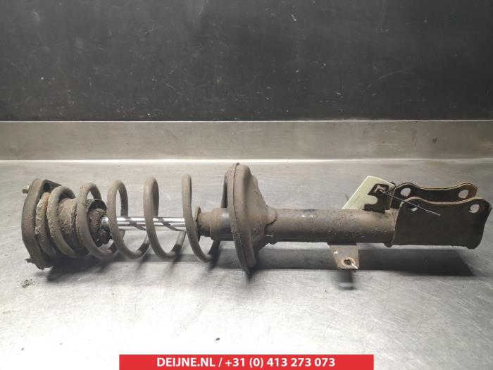 Toyota Celica Stoßdämpferstrebe links hinten O377849