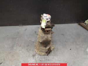 Nissan NP 300 Getriebe O372037 foto 3