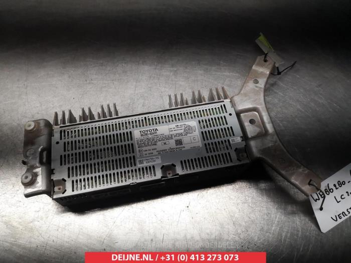 Toyota Landcruiser Radio amplifier O313967