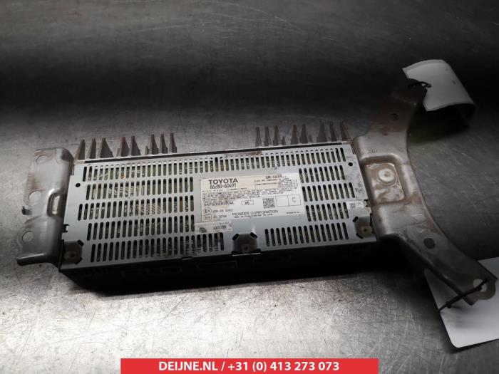 Toyota Landcruiser Radio amplifier O313968