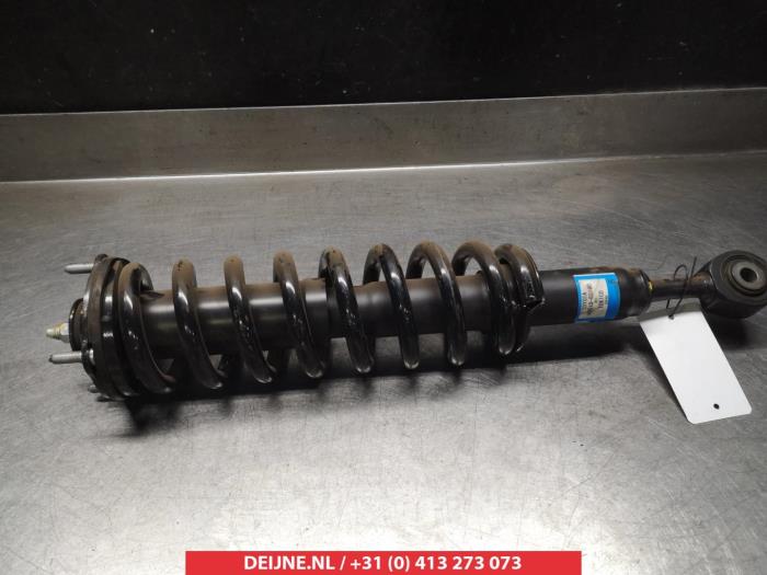 Toyota Landcruiser Stoßdämpferstrebe links vorne O321073