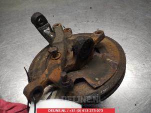 Nissan NP 300 Fusee rechts-voor O323590 foto 2