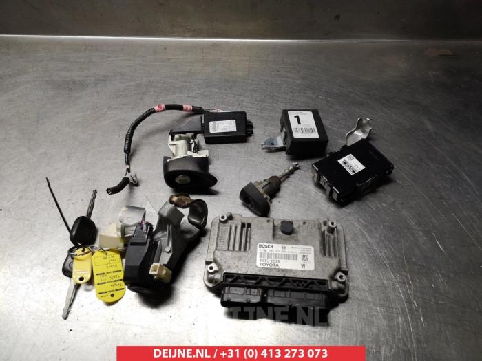 Toyota Yaris Computer Motormanagement O345471