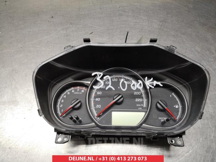 Toyota Yaris Kilometerteller KM O305268