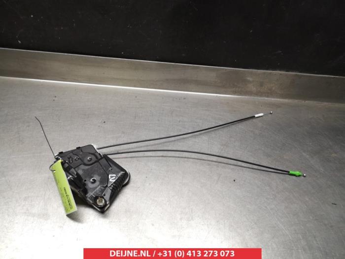 Toyota Yaris Deurslot Mechaniek 4Deurs links-voor O279929