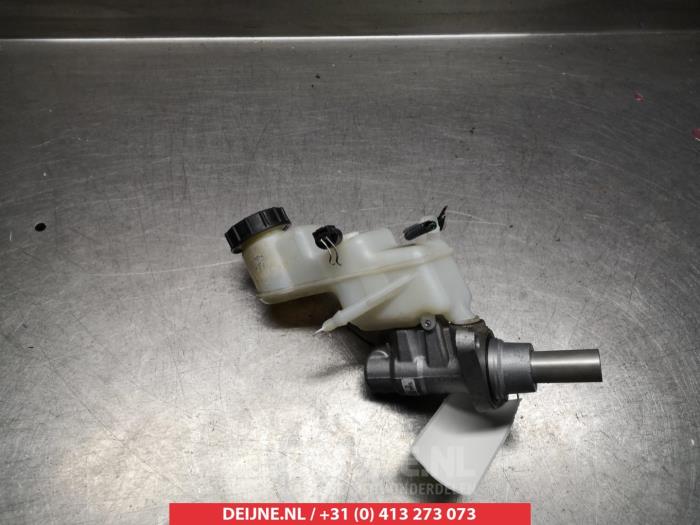 Toyota Yaris Hauptbremszylinder O337115