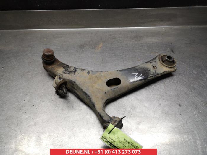 Subaru Impreza Front lower wishbone, right O382286