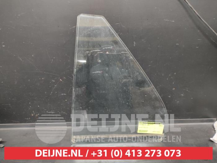 Kia Carens Rear quarter light, left O289721
