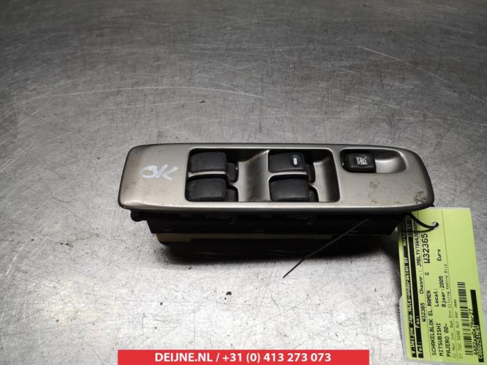 Mitsubishi Pajero Combischakelaar ramen O312062