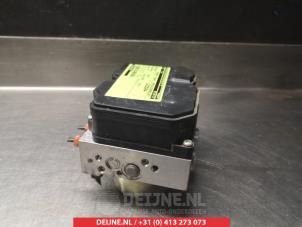 Mitsubishi L200 ABS pump O338095 photo 2