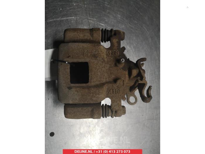 Mitsubishi Outlander Remklauw (Tang) links-achter O376392