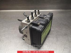 Gebruikte ABS Pomp Nissan Micra (K13) 1.2 12V Prijs € 125,00 Margeregeling aangeboden door V.Deijne Jap.Auto-onderdelen BV