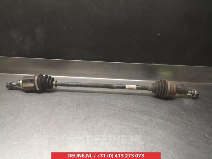 Nissan Micra Aandrijfas rechts-voor O319340