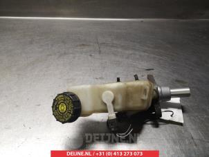 Gebruikte Hoofdremcilinder Toyota Yaris III (P13) 1.0 12V VVT-i Prijs € 25,00 Margeregeling aangeboden door V.Deijne Jap.Auto-onderdelen BV