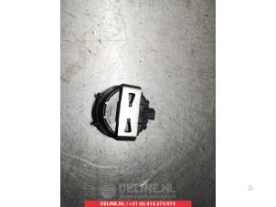 Nissan 370Z Regensensor O271172 foto 3