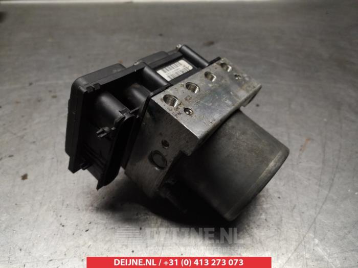 Nissan Qashqai ABS Pomp O337567