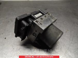 Gebruikte ABS Pomp Nissan Qashqai (J10) 1.6 16V Prijs € 75,00 Margeregeling aangeboden door V.Deijne Jap.Auto-onderdelen BV