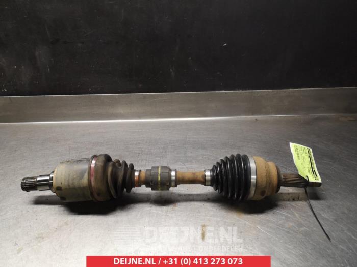 Mitsubishi Outlander Aandrijfas links-voor O318100
