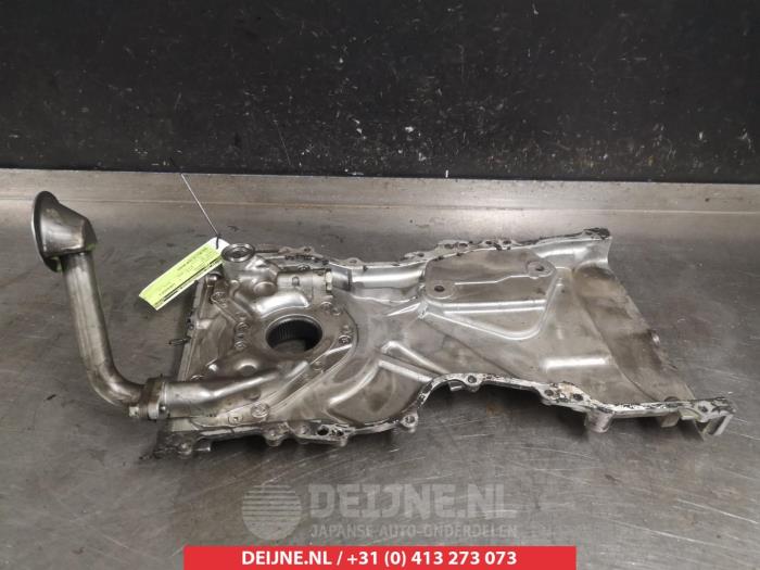 Gebruikte Distributiedeksel Mitsubishi Lancer Prijs € 75,00 Margeregeling aangeboden door V.Deijne Jap.Auto-onderdelen BV