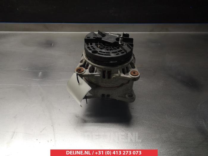 Gebruikte Dynamo Nissan Juke (F15) 1.5 dCi Prijs € 35,00 Margeregeling aangeboden door V.Deijne Jap.Auto-onderdelen BV