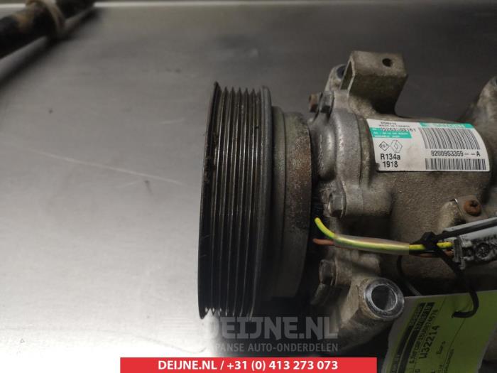 Nissan Juke Air conditioning pump O346761