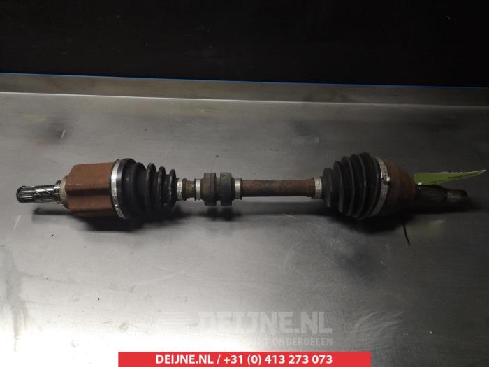 Nissan Juke Front drive shaft, left O317802