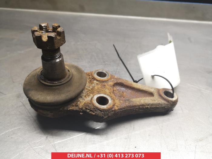 Mitsubishi L200 Steering knuckle ball joint O380304