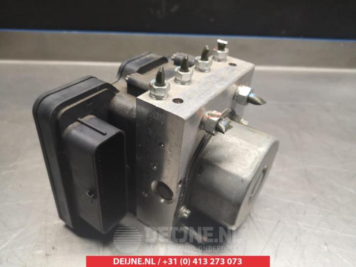 Mitsubishi Space Star ABS Pomp O337990