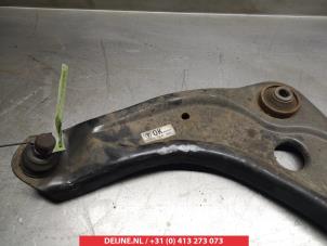 Nissan Qashqai Querlenker unten links vorne O381242 foto 3