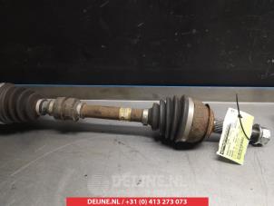 Nissan Qashqai Front drive shaft, right O319313 photo 2