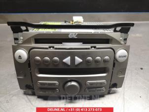 Gebruikte Radio Subaru Justy (M3) 1.0 12V DVVT Prijs op aanvraag aangeboden door V.Deijne Jap.Auto-onderdelen BV