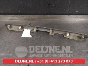 Toyota Corolla Verso Handgreep Achterklep O296915 foto 2