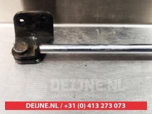 Hyundai Terracan Gasdemper rechts-achter O294686 foto 2