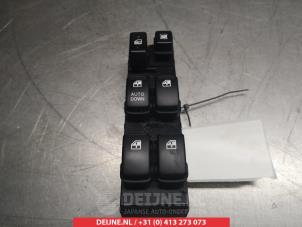 Gebruikte Combischakelaar ramen Hyundai Tucson (JM) 2.0 16V CVVT 4x2 Prijs € 35,00 Margeregeling aangeboden door V.Deijne Jap.Auto-onderdelen BV