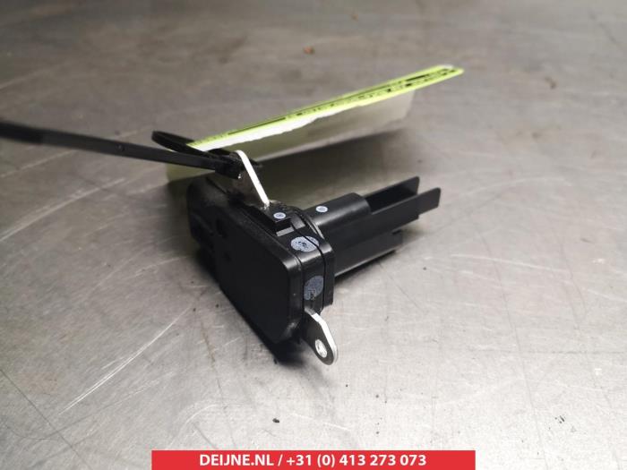 Toyota Rav-4 Airflow meter O343082