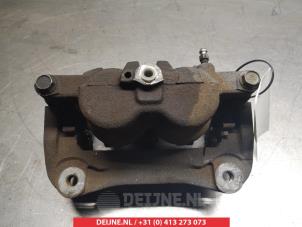 Toyota Rav-4 Front brake calliper, right O327004 photo 2