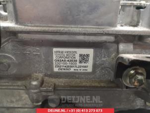 Toyota Rav-4 Inverter (Hybrid) O385338 foto 2