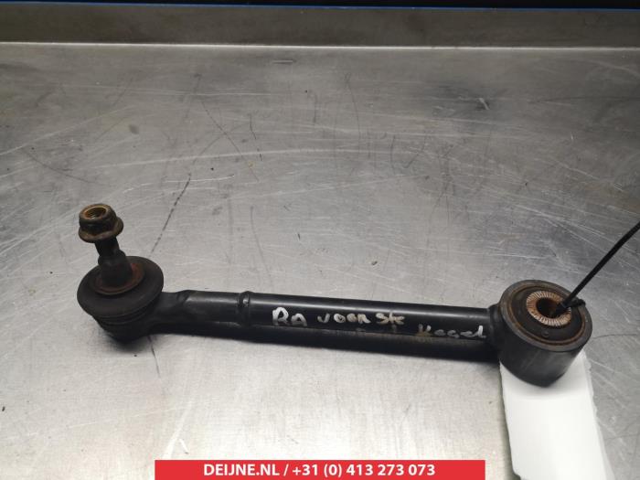 Toyota Rav-4 Draagarm rechts-achter O384813