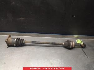 Gebruikte Aandrijfas rechts-achter Toyota RAV4 (A4) 2.5 Hybrid 16V VVT-i 4x4 Prijs € 50,00 Margeregeling aangeboden door V.Deijne Jap.Auto-onderdelen BV