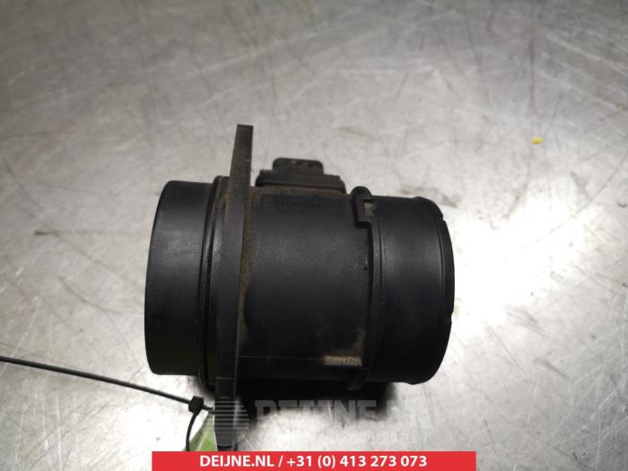Gebruikte Luchthoeveelheidsmeter Hyundai i40 CW (VFC) Prijs € 25,00 Margeregeling aangeboden door V.Deijne Jap.Auto-onderdelen BV