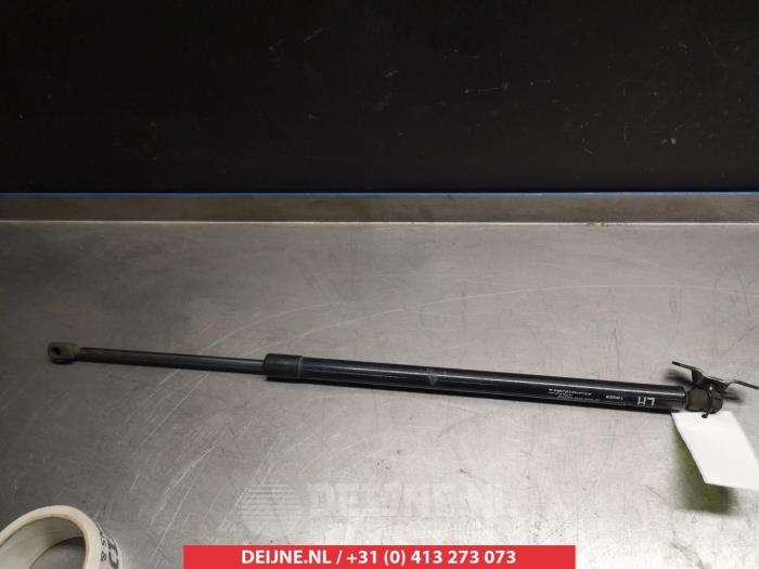 Hyundai I40 Gasdemper links-achter O293749
