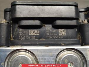 Nissan Micra ABS pump O337526 photo 3