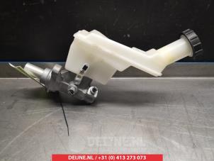 Gebruikte Hoofdremcilinder Nissan Micra (K14) 0.9 IG-T 12V Prijs op aanvraag aangeboden door V.Deijne Jap.Auto-onderdelen BV